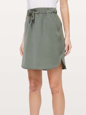 Lululemon On The Fly Skirt *Woven - Sz 6